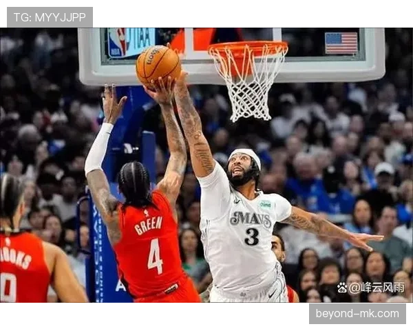 巴特勒关键跑位拉开空间助队提升禁区得分效率