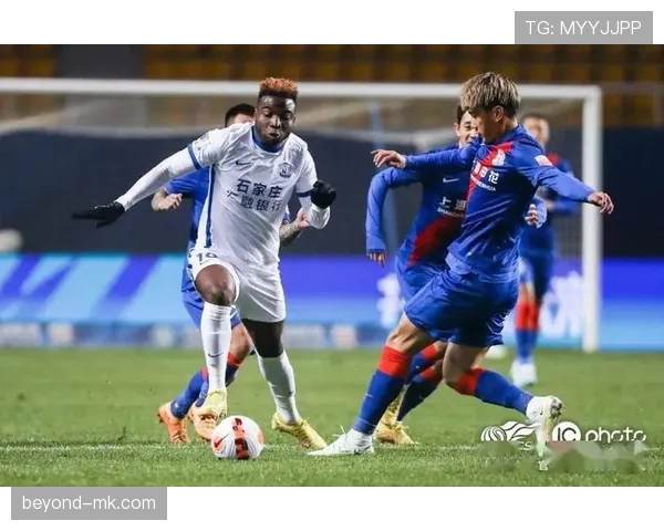 申花强强对话屡陷被动，战术体系遭对手针对性限制